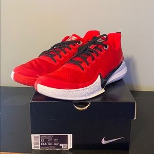 KOBE BRYANT Mamba Focus TB basketball shoes